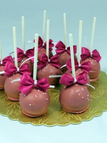 cakepops with Ribbon
